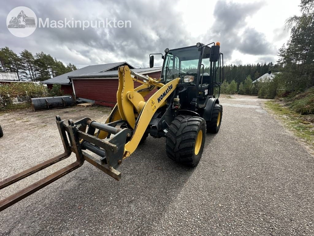 Komatsu WA 70 M-8 - Rataslaadur: pilt 2 Komatsu WA 70 M-8 - Rataslaadur: pilt 2