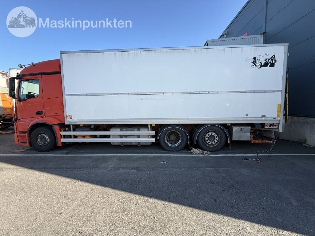 Külmutiga veoauto Mercedes-Benz Actros 2551: pilt 7 Külmutiga veoauto Mercedes-Benz Actros 2551: pilt 7