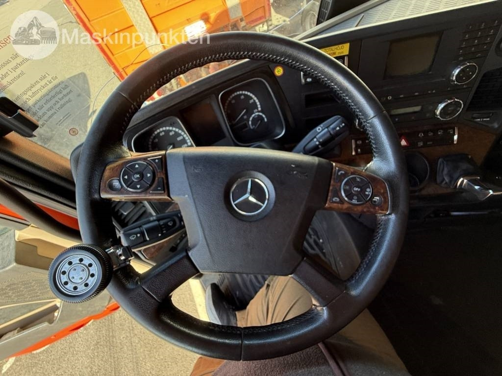 Külmutiga veoauto Mercedes-Benz Actros 2551: pilt 42 Külmutiga veoauto Mercedes-Benz Actros 2551: pilt 42