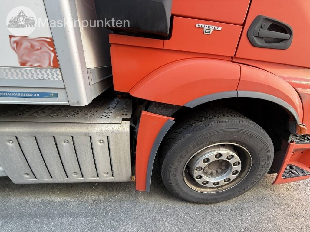 Külmutiga veoauto Mercedes-Benz Actros 2551: pilt 24 Külmutiga veoauto Mercedes-Benz Actros 2551: pilt 24
