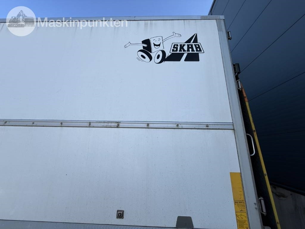 Külmutiga veoauto Mercedes-Benz Actros 2551: pilt 11 Külmutiga veoauto Mercedes-Benz Actros 2551: pilt 11