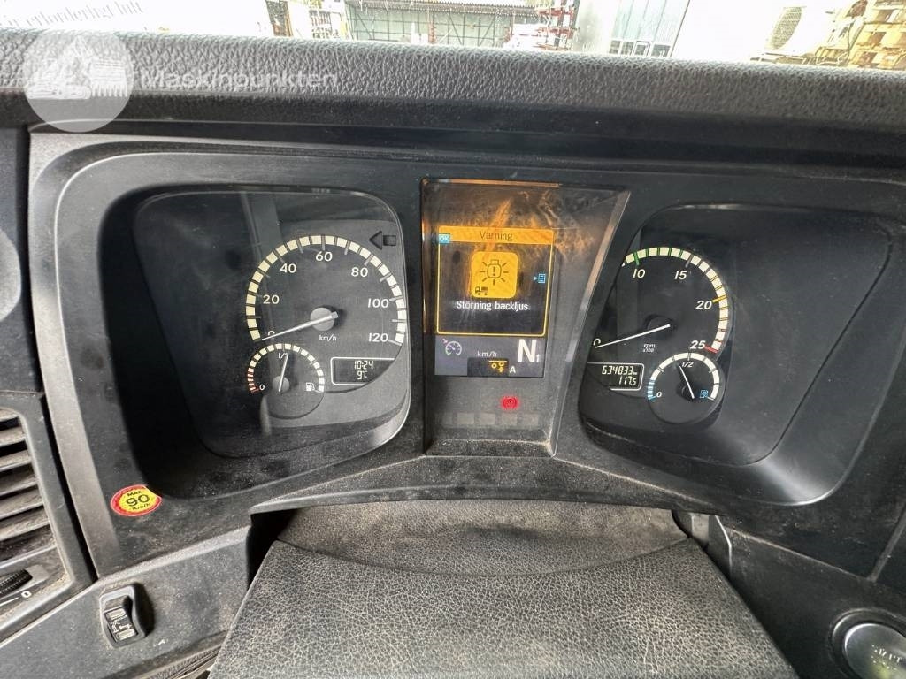 Kraanaga veoauto Mercedes-Benz Arocs 3242: pilt 16