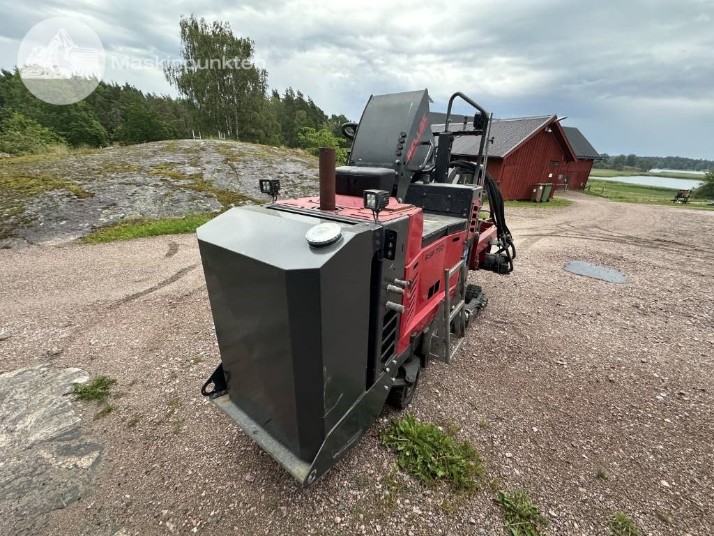 Rellock RSF 750 - Kraavikaevamismasin: pilt 2 Rellock RSF 750 - Kraavikaevamismasin: pilt 2