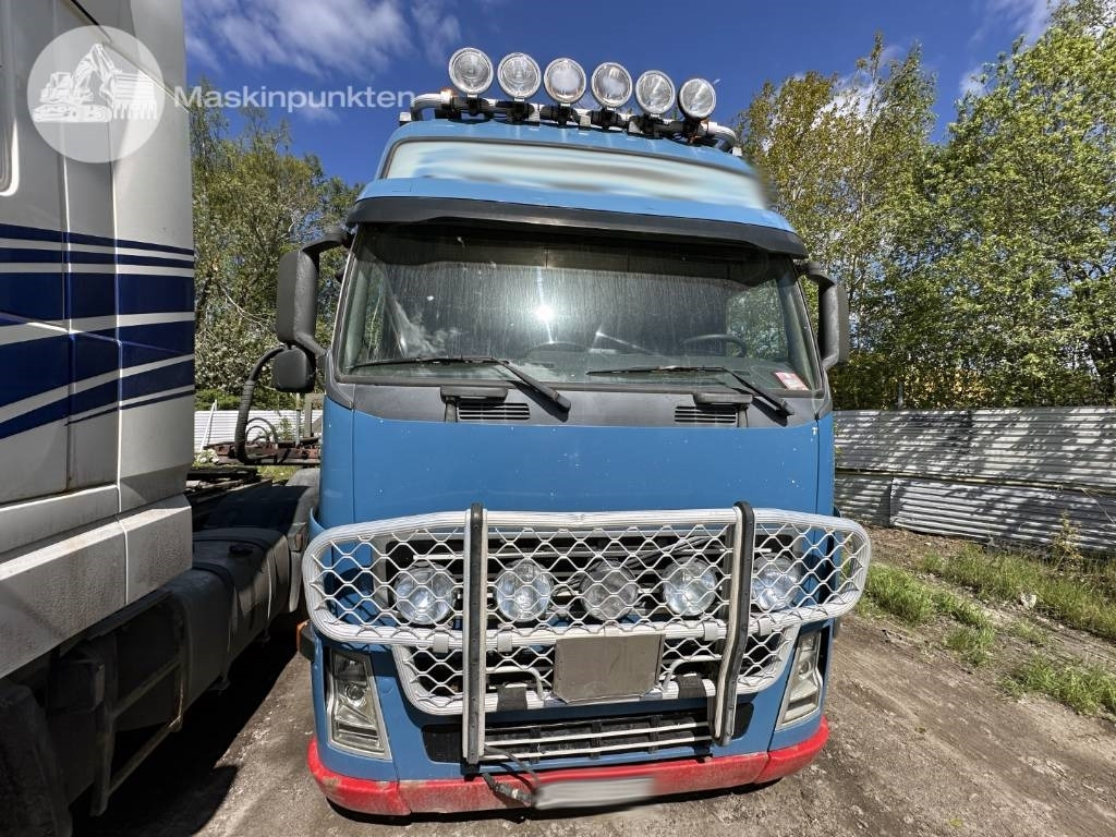 Volvo FH 460 - Sadulveok: pilt 2 Volvo FH 460 - Sadulveok: pilt 2