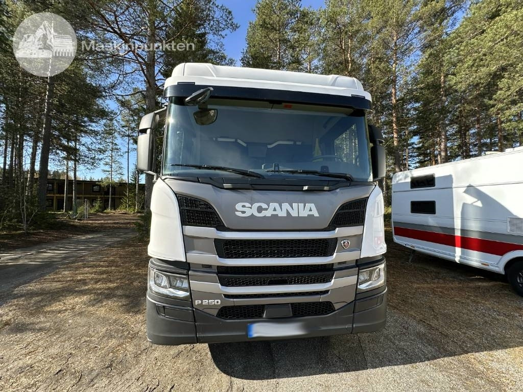 Scania P 250 - Kasti veoauto: pilt 2 Scania P 250 - Kasti veoauto: pilt 2