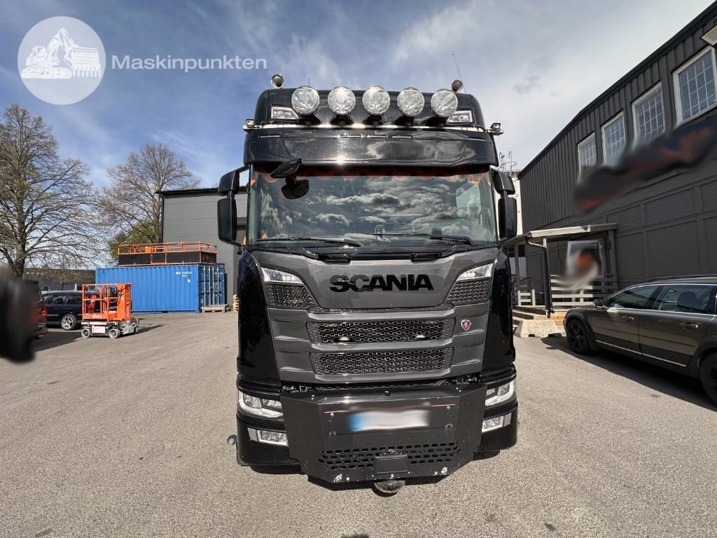 Scania R 500 - Kraanaga veoauto: pilt 2 Scania R 500 - Kraanaga veoauto: pilt 2