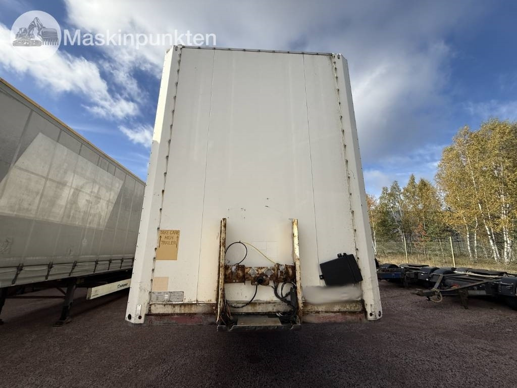 Schmitz SKO 24 - Furgoonpoolhaagis: pilt 2 Schmitz SKO 24 - Furgoonpoolhaagis: pilt 2