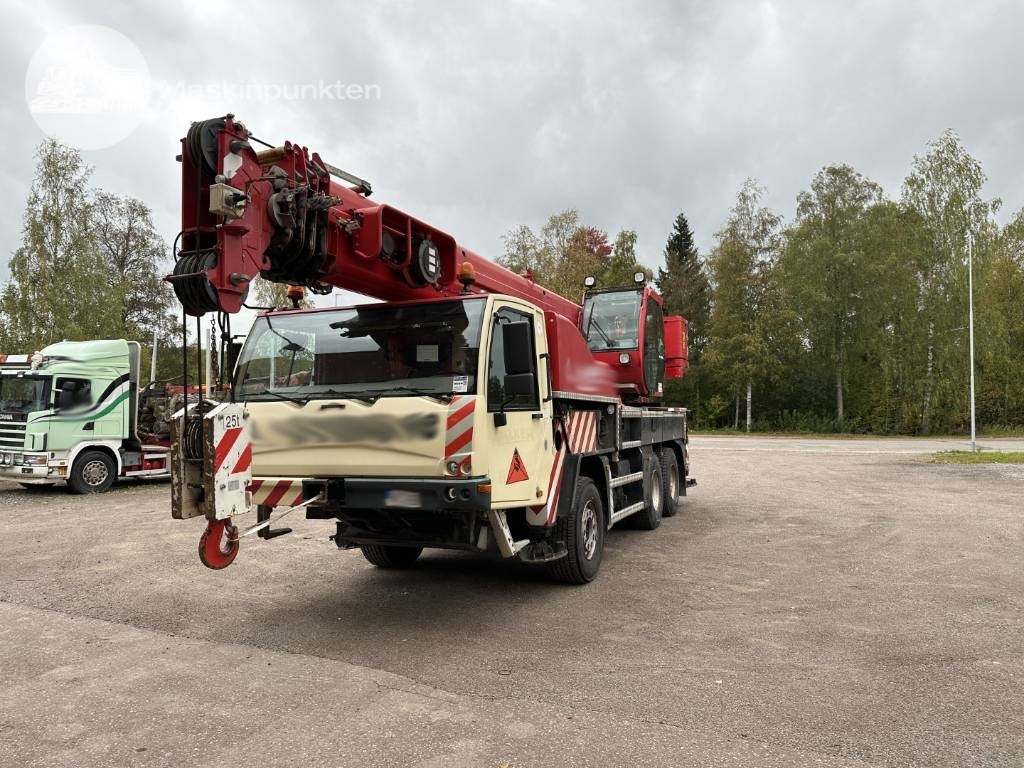 Terex TC 45 L - Maastikukraana: pilt 1 Terex TC 45 L - Maastikukraana: pilt 1