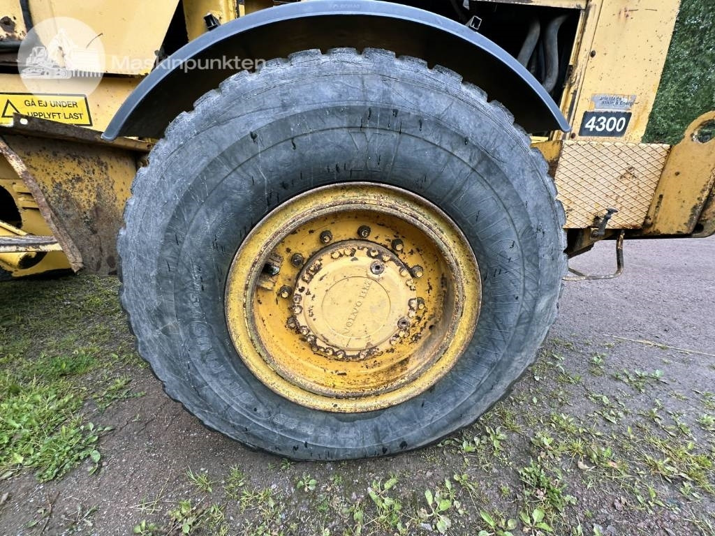 Rataslaadur Volvo BM 4300: pilt 15