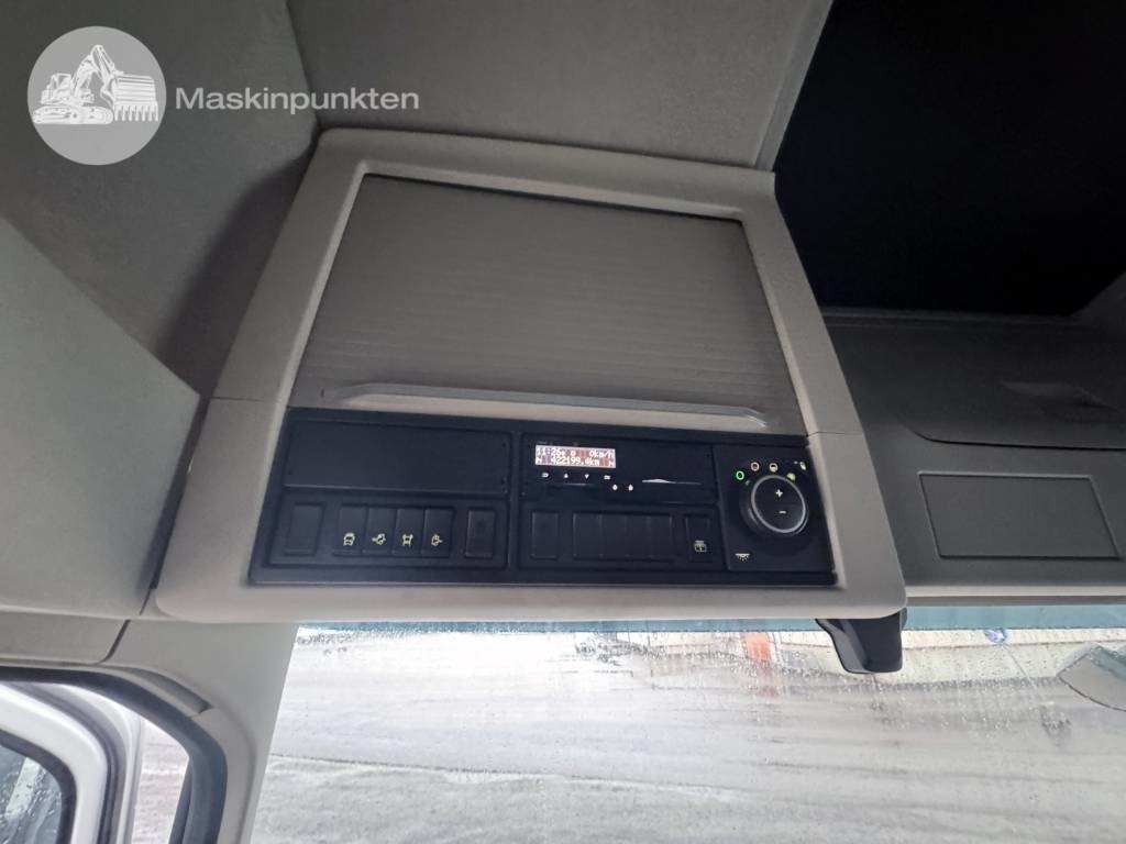 Kasti veoauto Volvo FH 500: pilt 42