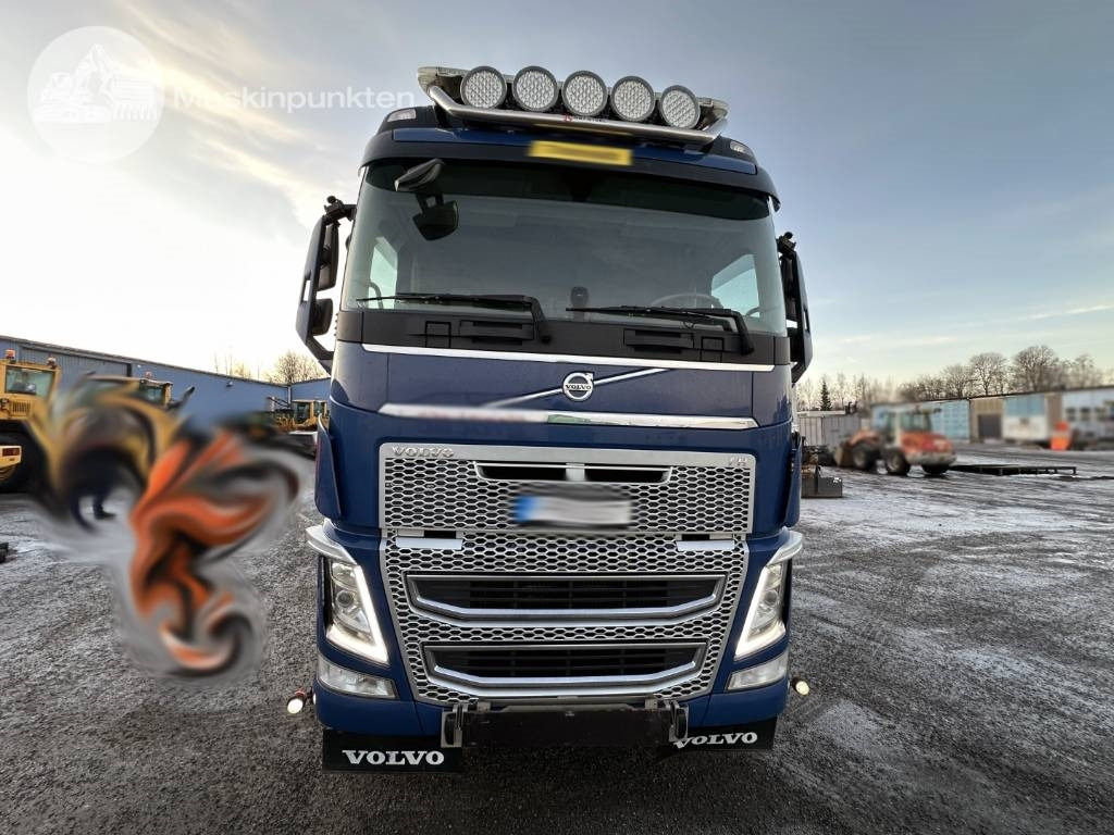 Volvo FH 540 - Kraanaga veoauto: pilt 5 Volvo FH 540 - Kraanaga veoauto: pilt 5