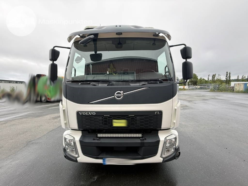 Volvo FL 260 - Kraanaga veoauto: pilt 3 Volvo FL 260 - Kraanaga veoauto: pilt 3