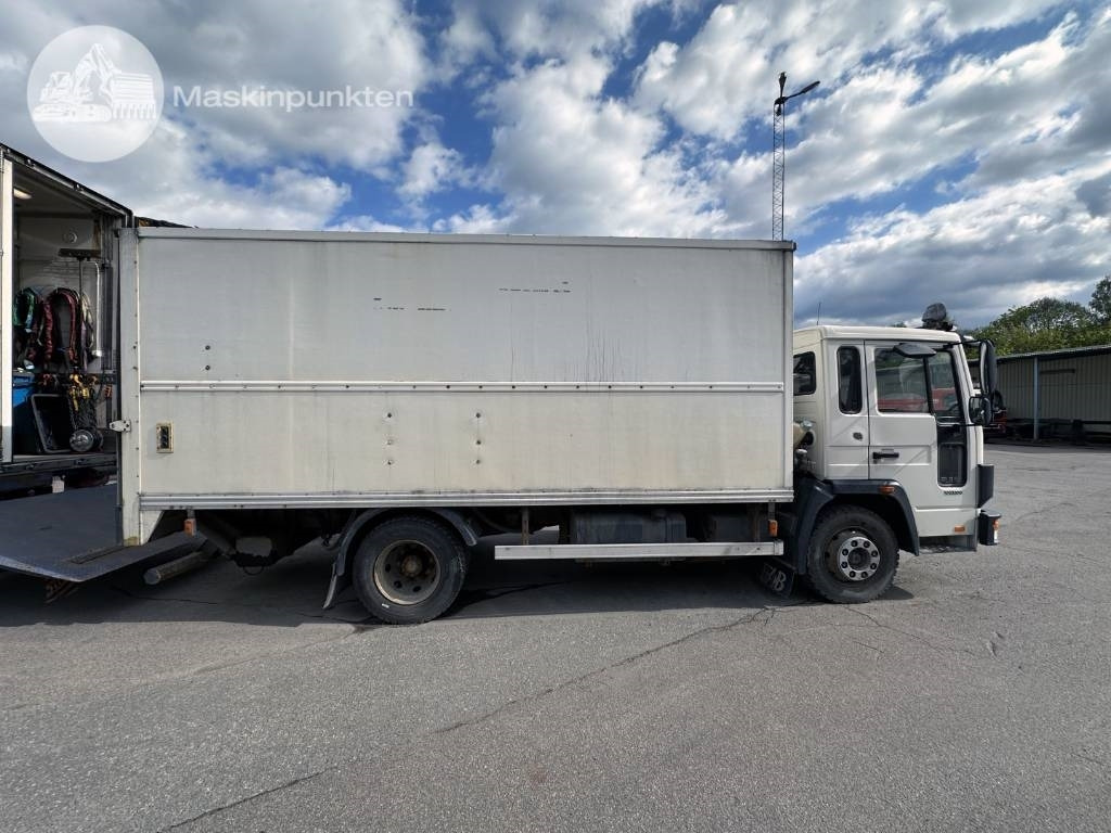Volvo FL 610 Verkstadsinredd  - Kasti veoauto: pilt 4 Volvo FL 610 Verkstadsinredd  - Kasti veoauto: pilt 4