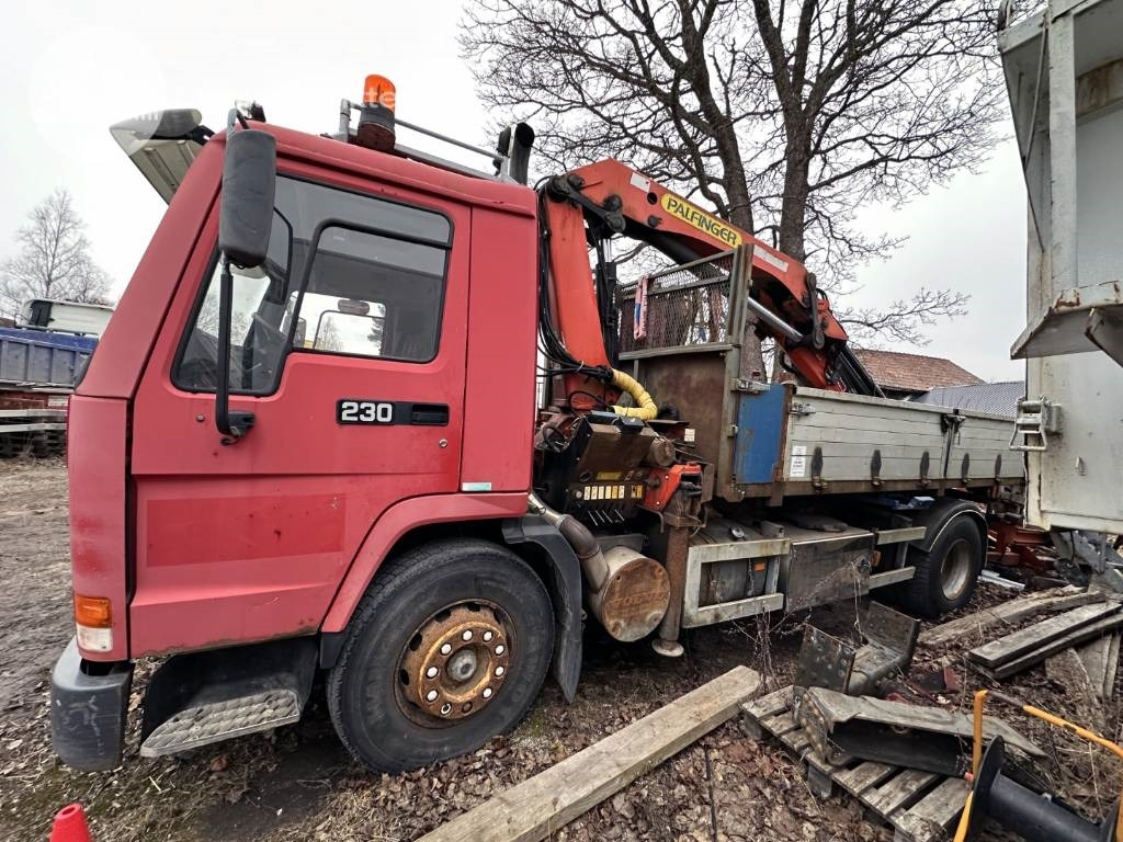 Volvo FL7 - Kraanaga veoauto: pilt 2 Volvo FL7 - Kraanaga veoauto: pilt 2