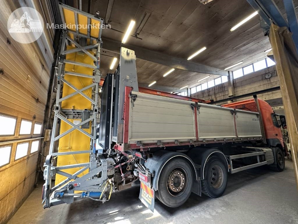 Volvo FM 460 LAXO TMA - Konteinerveduk/ Tõstukiga veoauto: pilt 4 Volvo FM 460 LAXO TMA - Konteinerveduk/ Tõstukiga veoauto: pilt 4