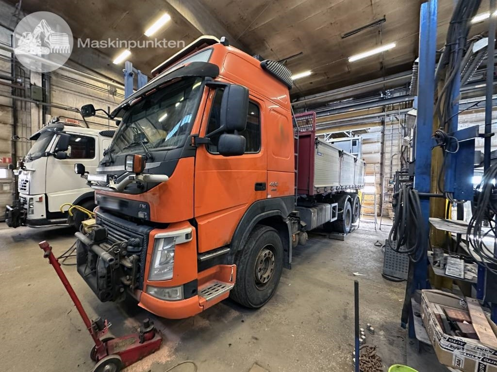 Volvo FM 460 LAXO TMA - Konteinerveduk/ Tõstukiga veoauto: pilt 2 Volvo FM 460 LAXO TMA - Konteinerveduk/ Tõstukiga veoauto: pilt 2