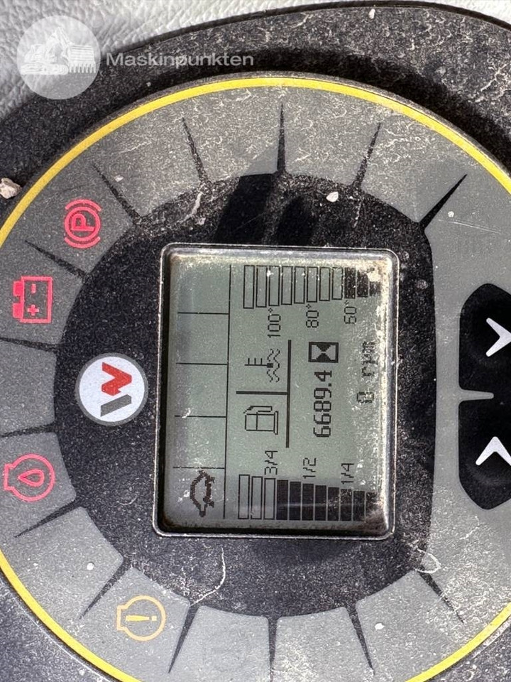 Ratastel ekskavaator Wacker Neuson EW 100: pilt 29