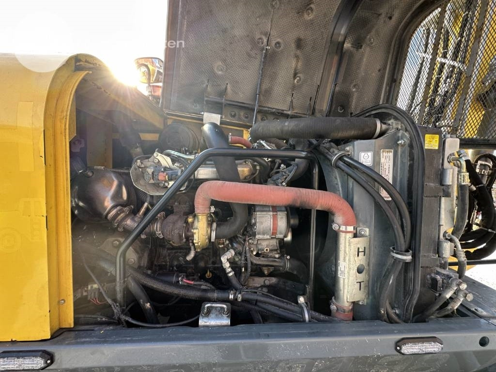 Ratastel ekskavaator Wacker Neuson EW 100: pilt 47
