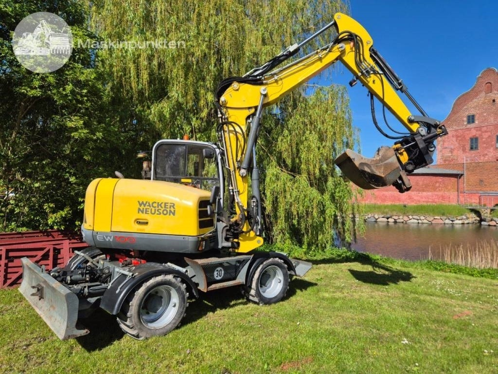 Wacker Neuson EW 100 med vagn - Ratastel ekskavaator: pilt 5 Wacker Neuson EW 100 med vagn - Ratastel ekskavaator: pilt 5