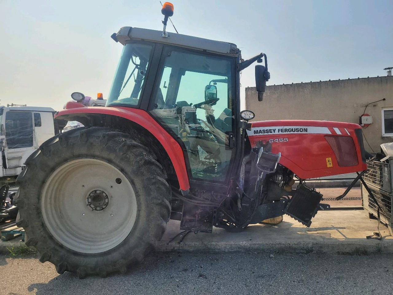 MASSEY FERGUSON 6455 - Traktor: pilt 3 MASSEY FERGUSON 6455 - Traktor: pilt 3