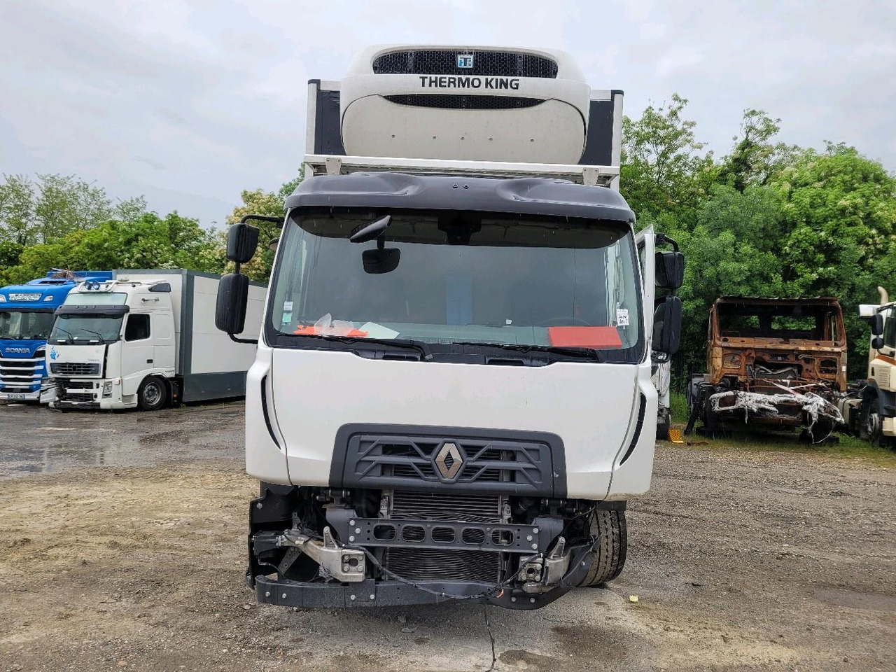 RENAULT D WIDE 380 FRIGO THERMOKING - Külmutiga veoauto: pilt 2 RENAULT D WIDE 380 FRIGO THERMOKING - Külmutiga veoauto: pilt 2