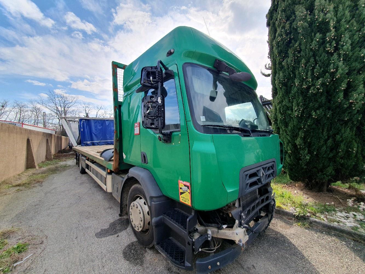 RENAULT D WIDE PLATEAU - Madelveok/ Platvormveok: pilt 1 RENAULT D WIDE PLATEAU - Madelveok/ Platvormveok: pilt 1