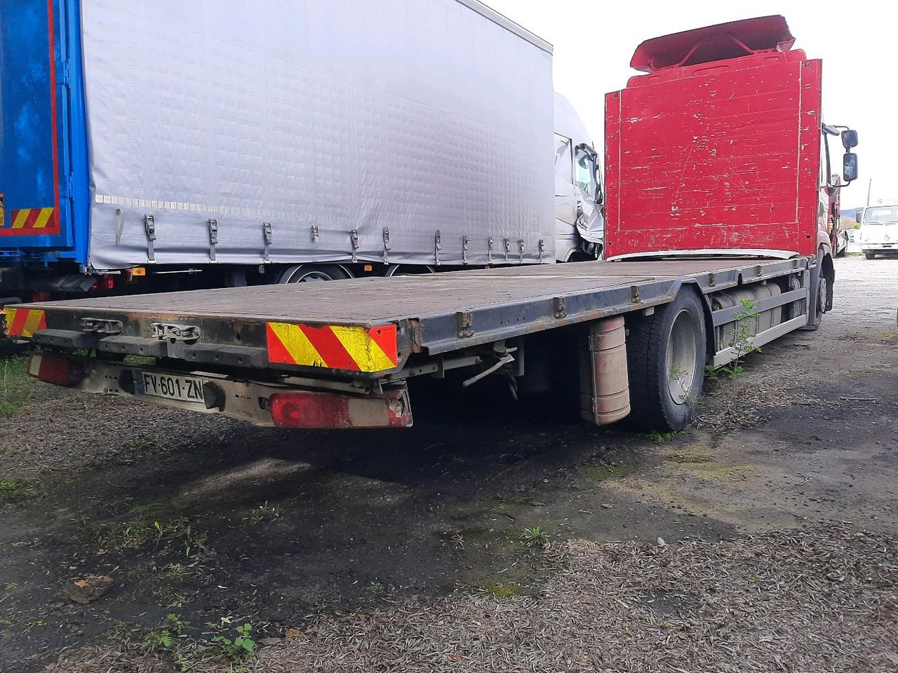 RENAULT PREMIUM 470 PLATEAU - Madelveok/ Platvormveok: pilt 4 RENAULT PREMIUM 470 PLATEAU - Madelveok/ Platvormveok: pilt 4
