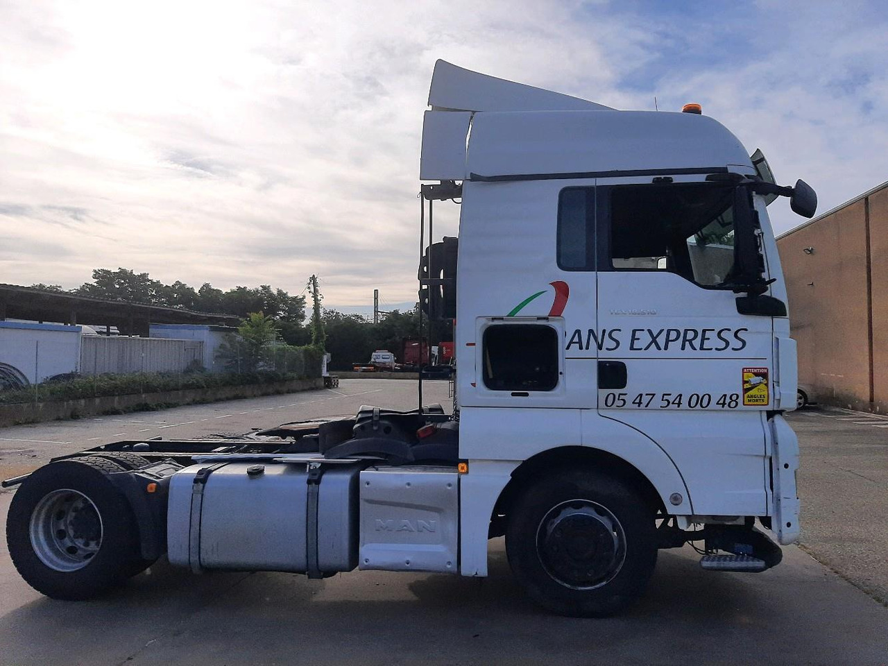 MN TGX 18.510 - Sadulveok: pilt 3 MN TGX 18.510 - Sadulveok: pilt 3