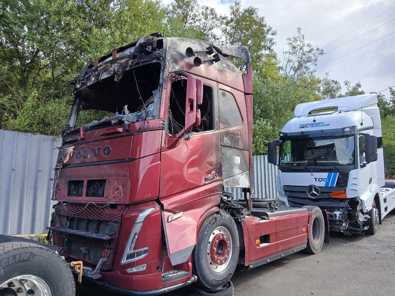 VOLVO FH 500 GLOBETROTTER - Sadulveok: pilt 4 VOLVO FH 500 GLOBETROTTER - Sadulveok: pilt 4