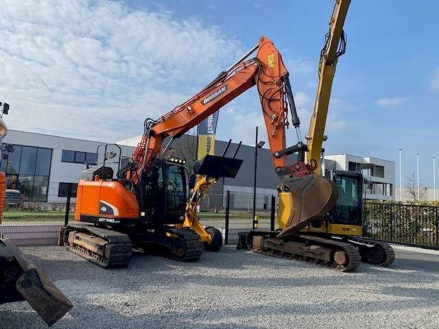 Doosan DX140 LCR-5 - Lintekskavaator: pilt 5 Doosan DX140 LCR-5 - Lintekskavaator: pilt 5