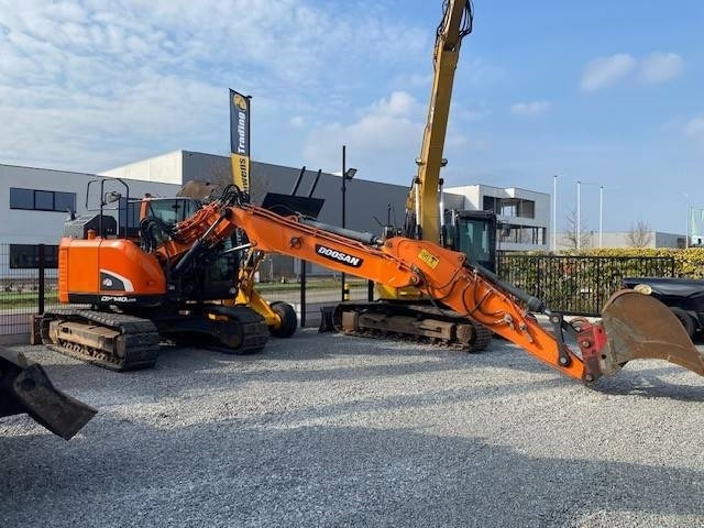Doosan DX140 LCR-5 - Lintekskavaator: pilt 4 Doosan DX140 LCR-5 - Lintekskavaator: pilt 4