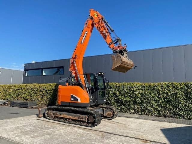 Doosan DX140 LCR-5 - Lintekskavaator: pilt 5 Doosan DX140 LCR-5 - Lintekskavaator: pilt 5