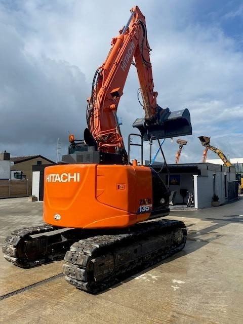 Hitachi ZX 135 US-6 - Lintekskavaator: pilt 5 Hitachi ZX 135 US-6 - Lintekskavaator: pilt 5