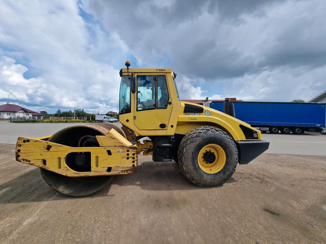 BOMAG Bw 213 DH-4 - Tihendaja: pilt 4 BOMAG Bw 213 DH-4 - Tihendaja: pilt 4