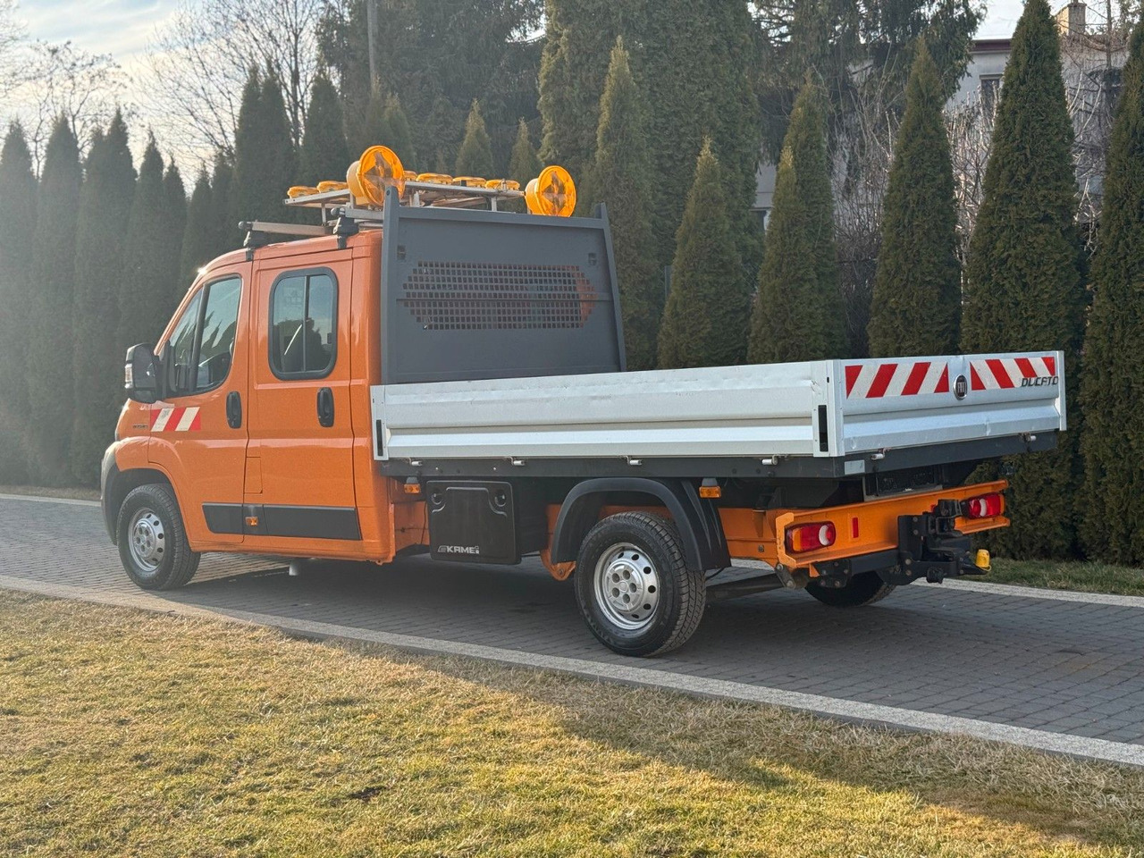 Fiat DUCATO WEBASTO DOPPLECABINE 7 SEAT - Madelauto: pilt 5 Fiat DUCATO WEBASTO DOPPLECABINE 7 SEAT - Madelauto: pilt 5