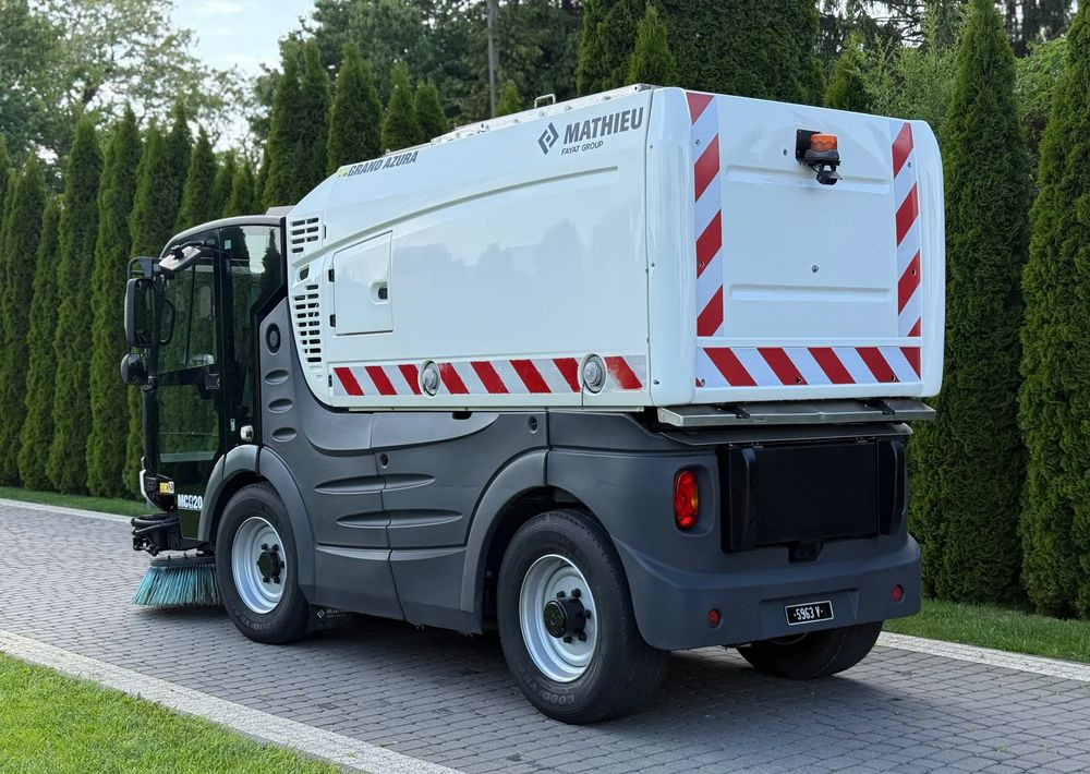 Inny MATHIEU GRAND AZURA MC420 ZAMIATARKA - Prügiauto: pilt 5 Inny MATHIEU GRAND AZURA MC420 ZAMIATARKA - Prügiauto: pilt 5
