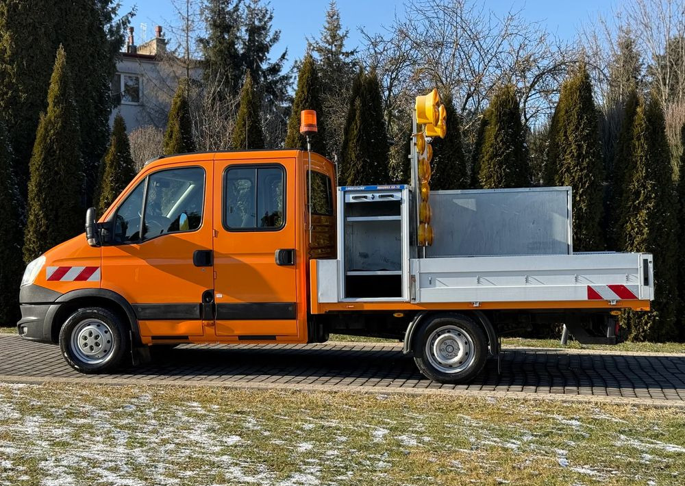 Iveco DAILY 35S13 - Tent tarbesõiduk: pilt 4 Iveco DAILY 35S13 - Tent tarbesõiduk: pilt 4