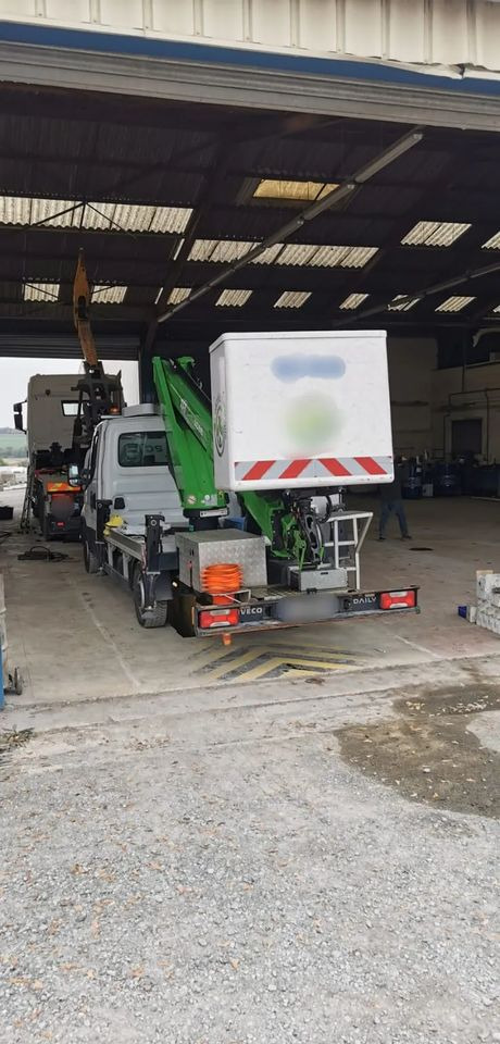 Iveco DAILY WINDA ELEKTRYK / HYBRYDA - Veoautolt tõusev platvorm: pilt 2 Iveco DAILY WINDA ELEKTRYK / HYBRYDA - Veoautolt tõusev platvorm: pilt 2