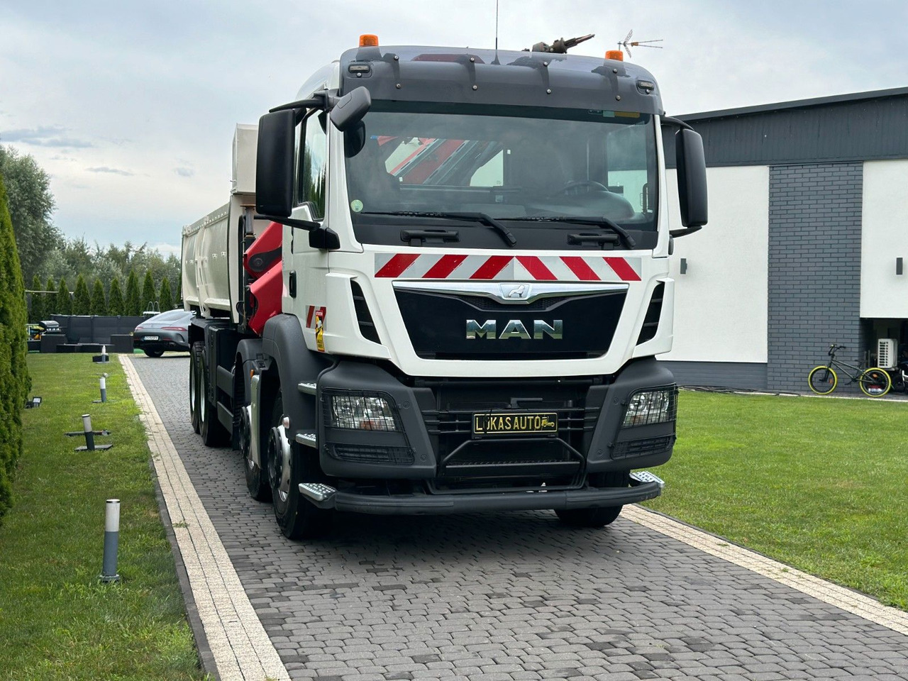 MAN TGS 440 / 8x4 /CRANE HMF 1530/ TIPPER - Kraanaga veoauto: pilt 4 MAN TGS 440 / 8x4 /CRANE HMF 1530/ TIPPER - Kraanaga veoauto: pilt 4