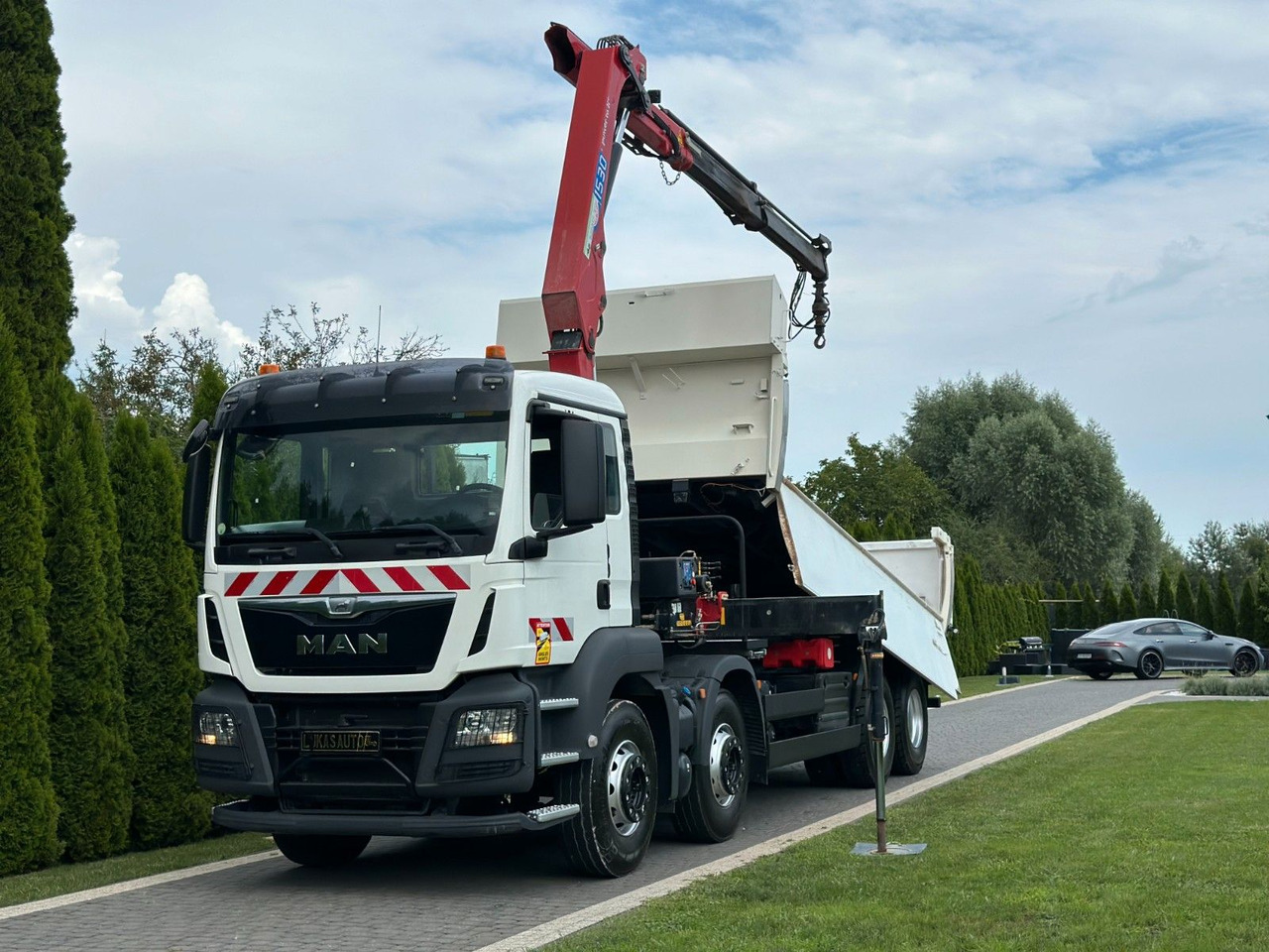 MAN TGS 440 / 8x4 /CRANE HMF 1530/ TIPPER - Kallurauto, Kraanaga veoauto: pilt 1 MAN TGS 440 / 8x4 /CRANE HMF 1530/ TIPPER - Kallurauto, Kraanaga veoauto: pilt 1