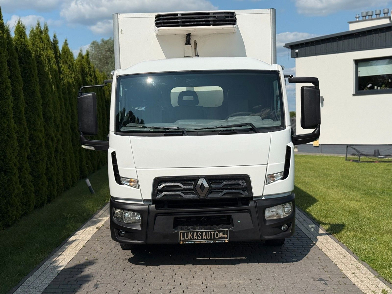 Renault D7.5 MANUAL LAMBERET CARRIER XARIOS 350 - Külmutiga veoauto: pilt 2 Renault D7.5 MANUAL LAMBERET CARRIER XARIOS 350 - Külmutiga veoauto: pilt 2
