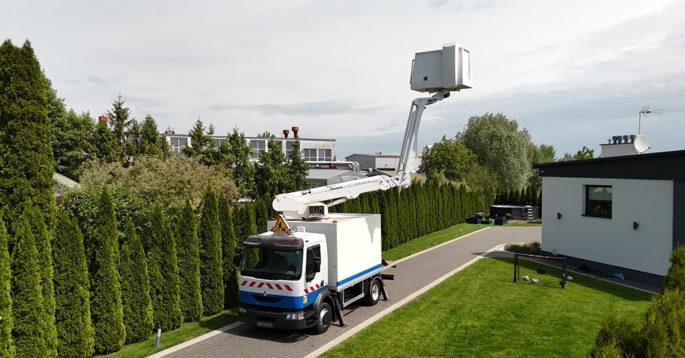 Renault MIDLUM 180 DCI 18 M WINDA FRANCE ELEVATEUR - Veoautolt tõusev platvorm: pilt 2 Renault MIDLUM 180 DCI 18 M WINDA FRANCE ELEVATEUR - Veoautolt tõusev platvorm: pilt 2