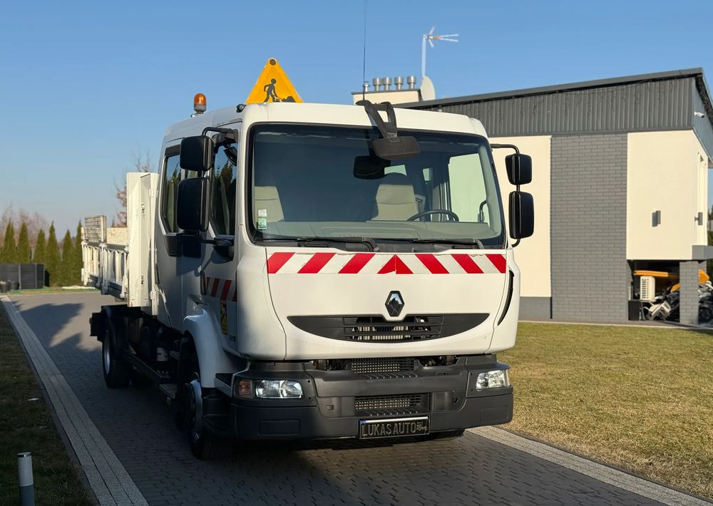 Renault MIDLUM 220 12 T WYWROTKA 6 MIEJSC - Kallurauto: pilt 4 Renault MIDLUM 220 12 T WYWROTKA 6 MIEJSC - Kallurauto: pilt 4