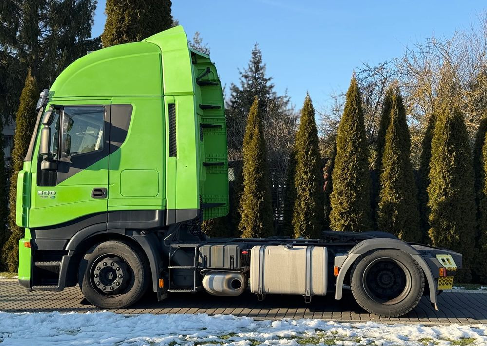 Iveco STRALIS 500 LOW DECK MANUAL - Sadulveok: pilt 4 Iveco STRALIS 500 LOW DECK MANUAL - Sadulveok: pilt 4