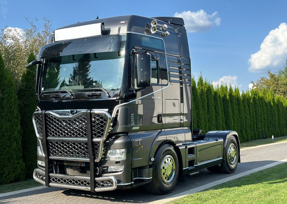 MAN TGX 18.580 D38 XXL RETARDER - Sadulveok: pilt 1 MAN TGX 18.580 D38 XXL RETARDER - Sadulveok: pilt 1