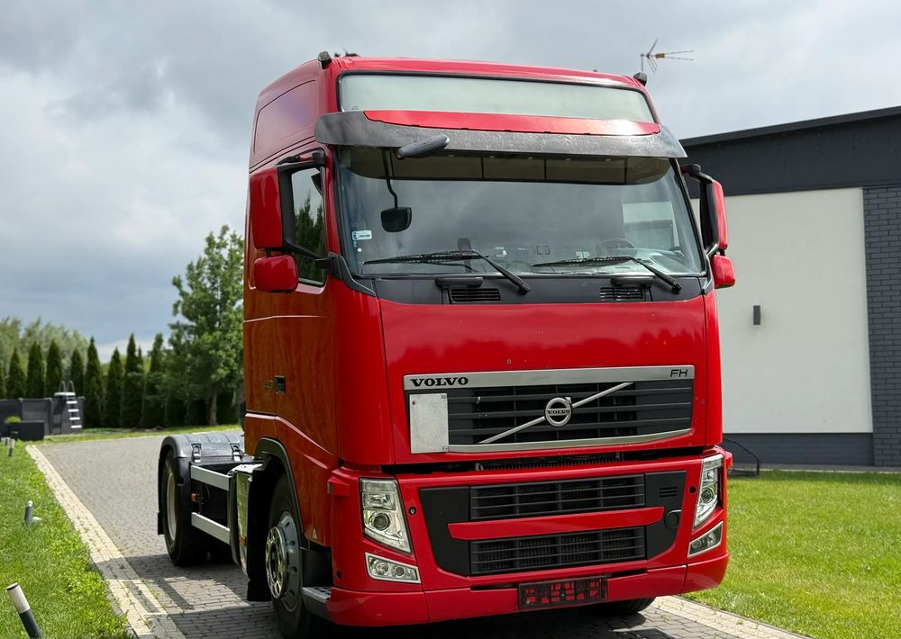Volvo FH 440 AUTOMAT EURO 5 LODÓWKA - Sadulveok: pilt 4 Volvo FH 440 AUTOMAT EURO 5 LODÓWKA - Sadulveok: pilt 4