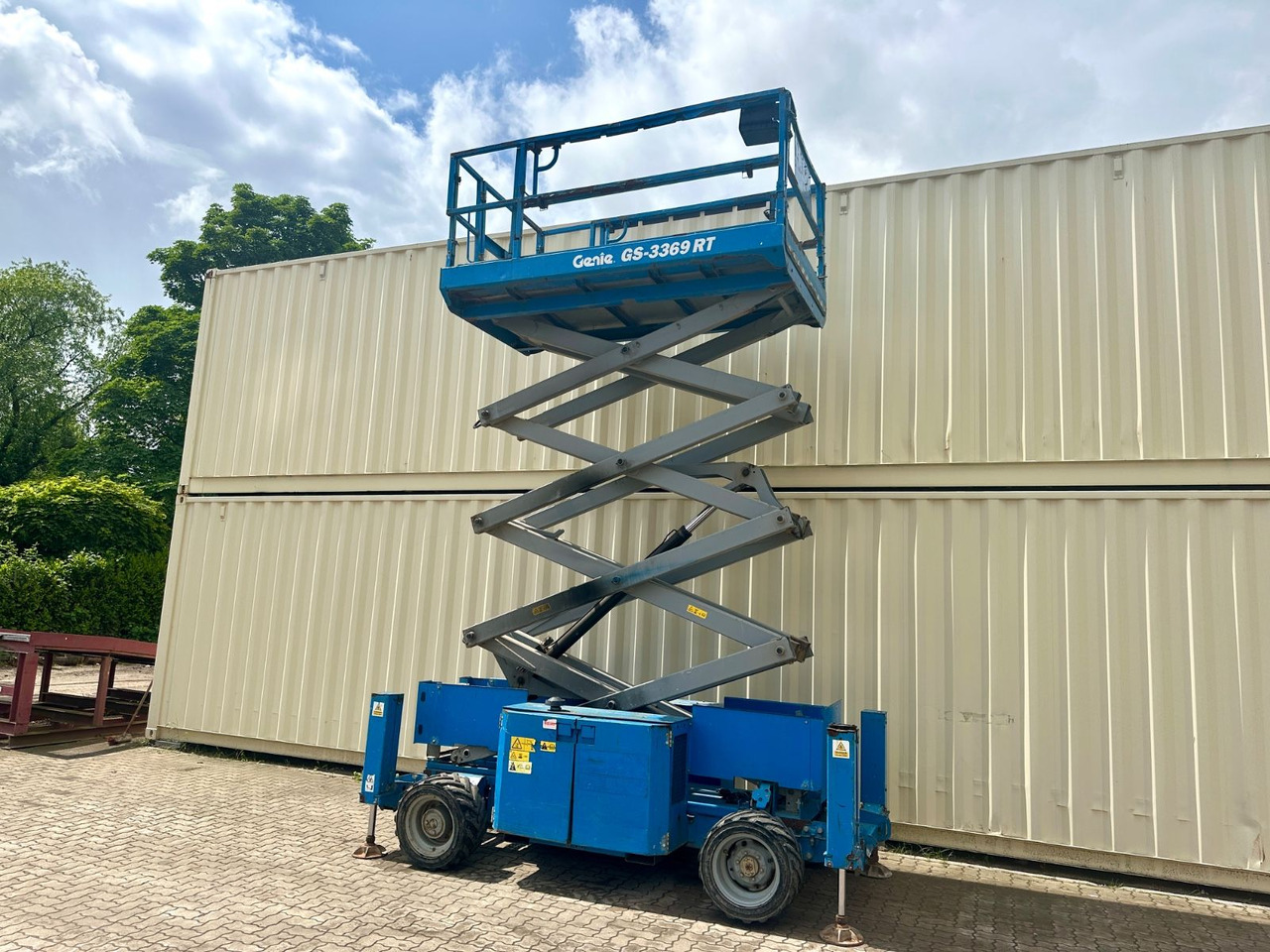 Genie GS3369RT 4x4 Scherenbühne, 12 Meter - Käärlift: pilt 2 Genie GS3369RT 4x4 Scherenbühne, 12 Meter - Käärlift: pilt 2
