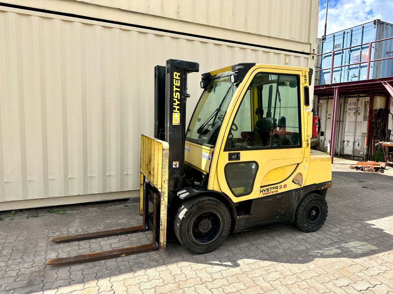 Hyster H3.0FT / Diesel / Triplex / Ex Armee - Diiseltõstuk: pilt 1 Hyster H3.0FT / Diesel / Triplex / Ex Armee - Diiseltõstuk: pilt 1