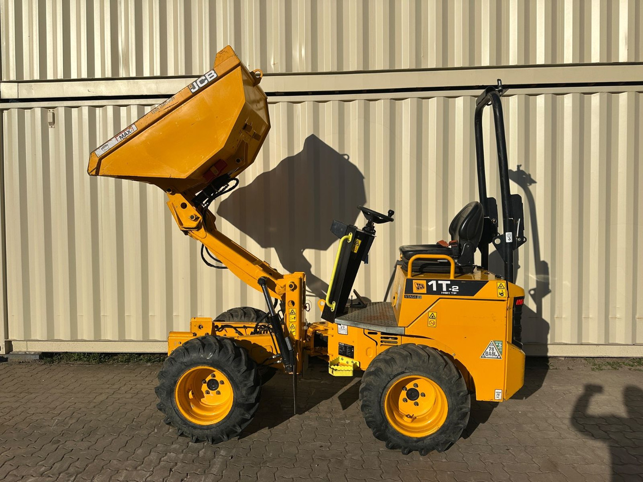 JCB 1T-2 High Tip Dumper, 598 Bh, 1.000 KG - Mini kallur: pilt 5 JCB 1T-2 High Tip Dumper, 598 Bh, 1.000 KG - Mini kallur: pilt 5