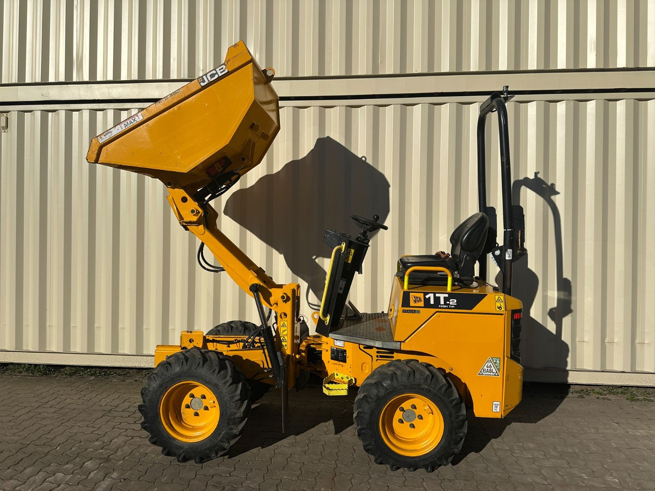 JCB 1T-2 High Tip Dumper, 632 Bh, 1.000 KG - Mini kallur: pilt 2 JCB 1T-2 High Tip Dumper, 632 Bh, 1.000 KG - Mini kallur: pilt 2